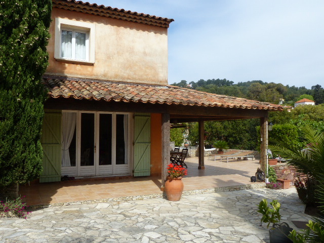 Maison-Villa - LA SEYNE SUR MER